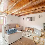 Casa Bonecas בית נופש *